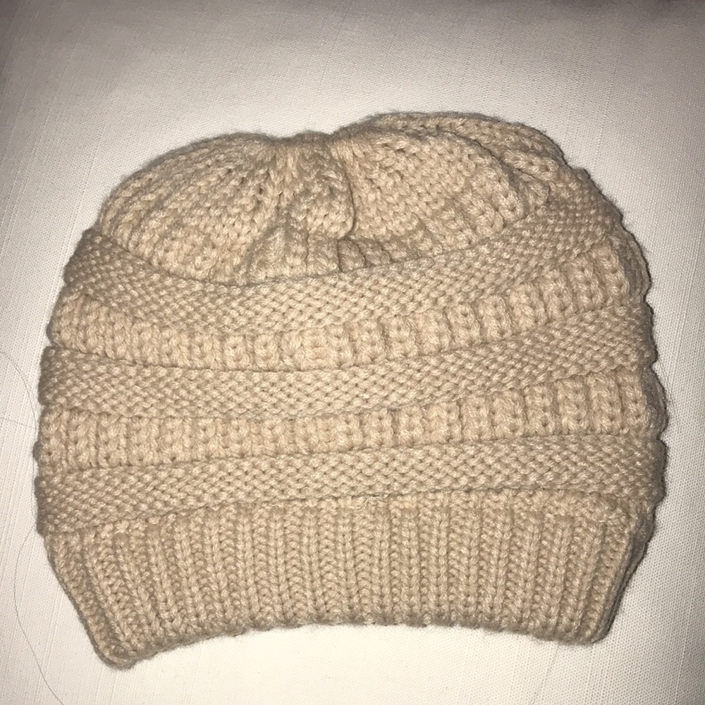 🎉Now available. Cute toboggan for ponytails! - Picture 2 of 2